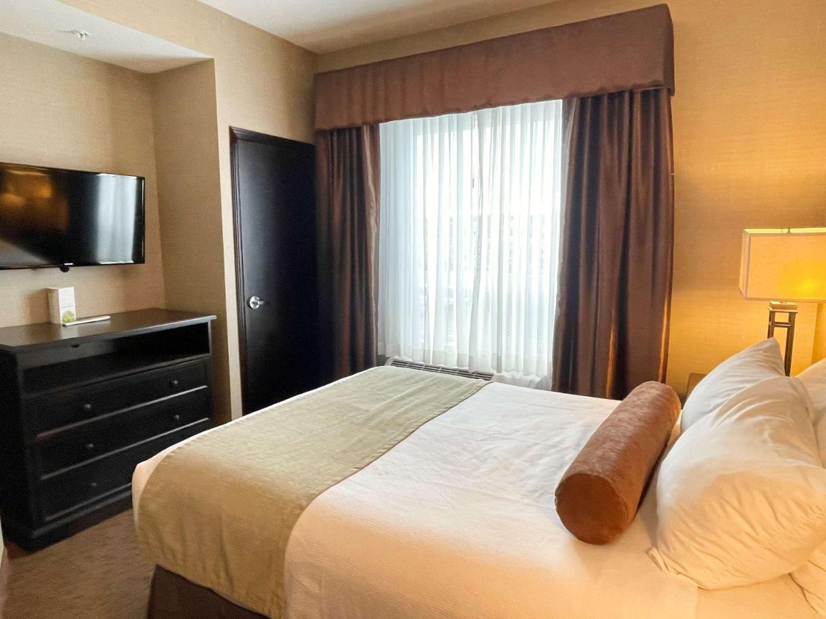 Best Western Plus Okotoks Inn & Suites Eksteriør bilde