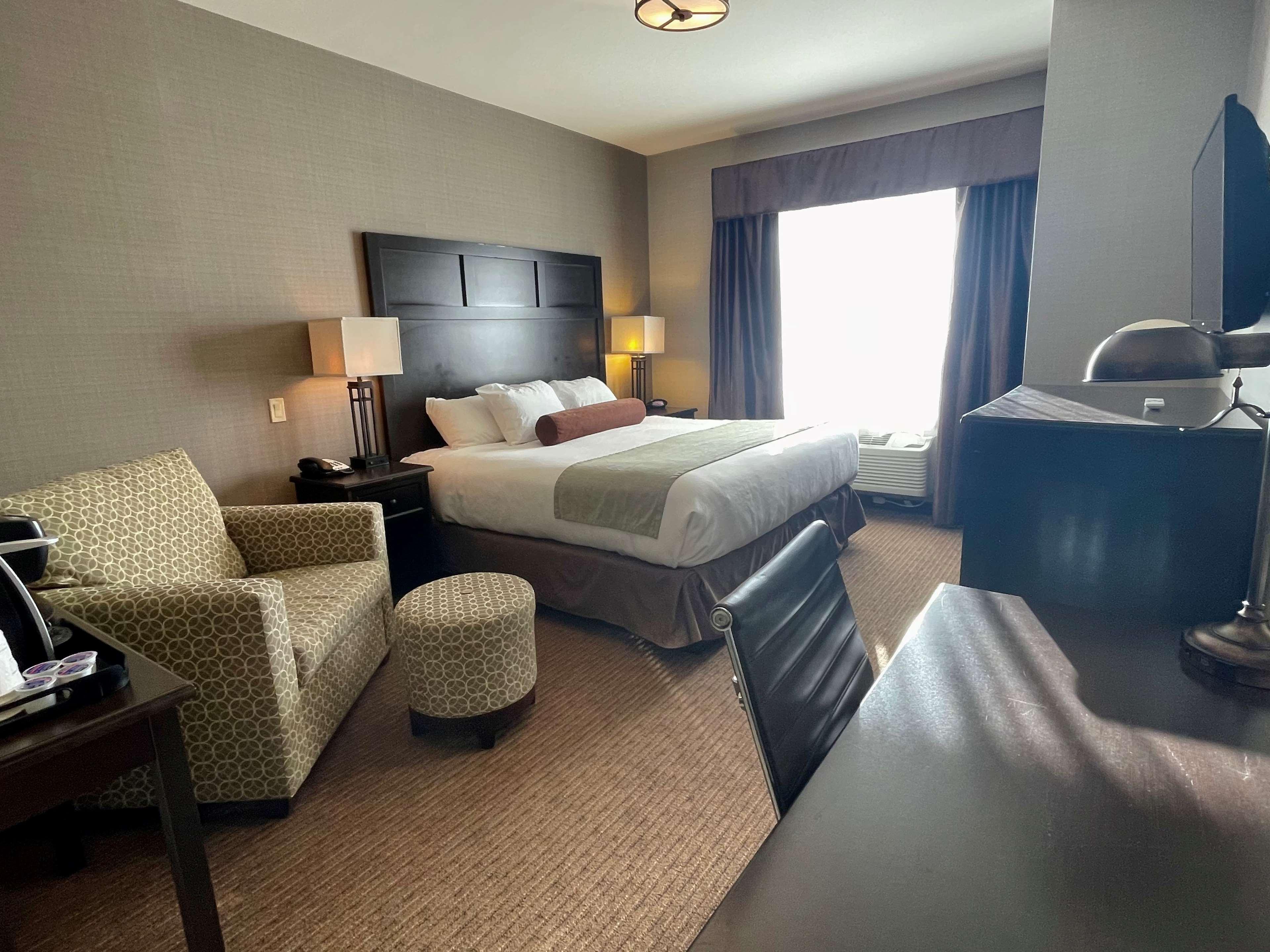Best Western Plus Okotoks Inn & Suites Eksteriør bilde