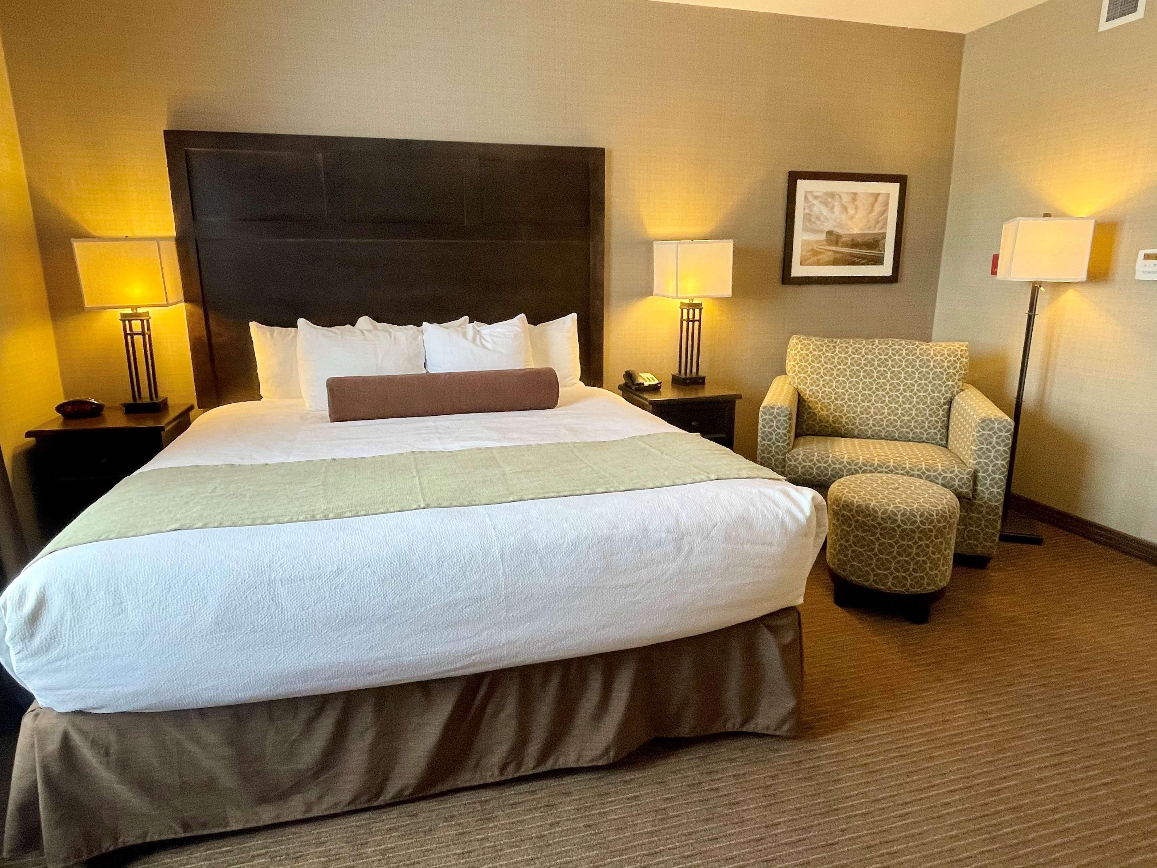Best Western Plus Okotoks Inn & Suites Eksteriør bilde