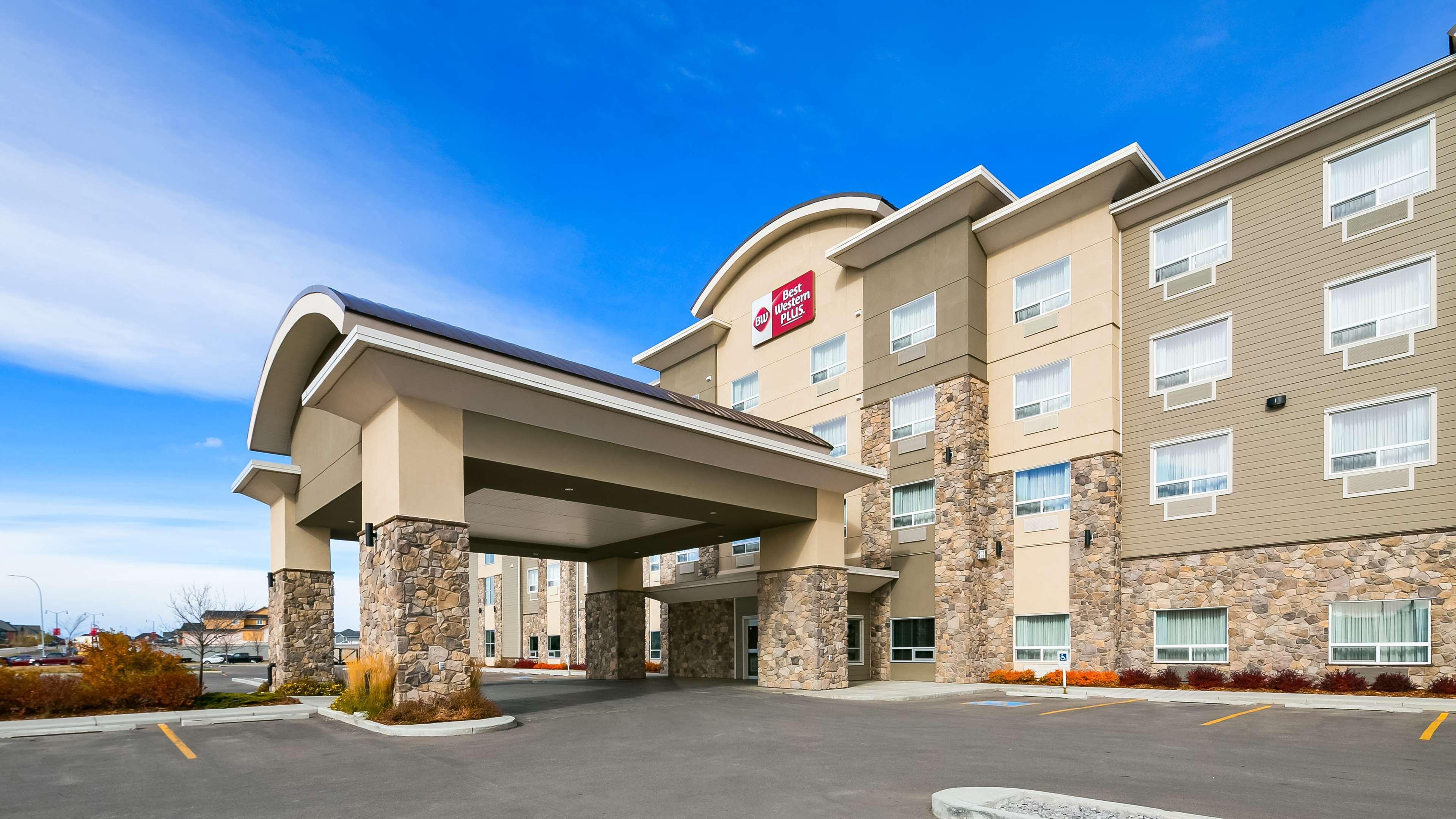 Best Western Plus Okotoks Inn & Suites Eksteriør bilde