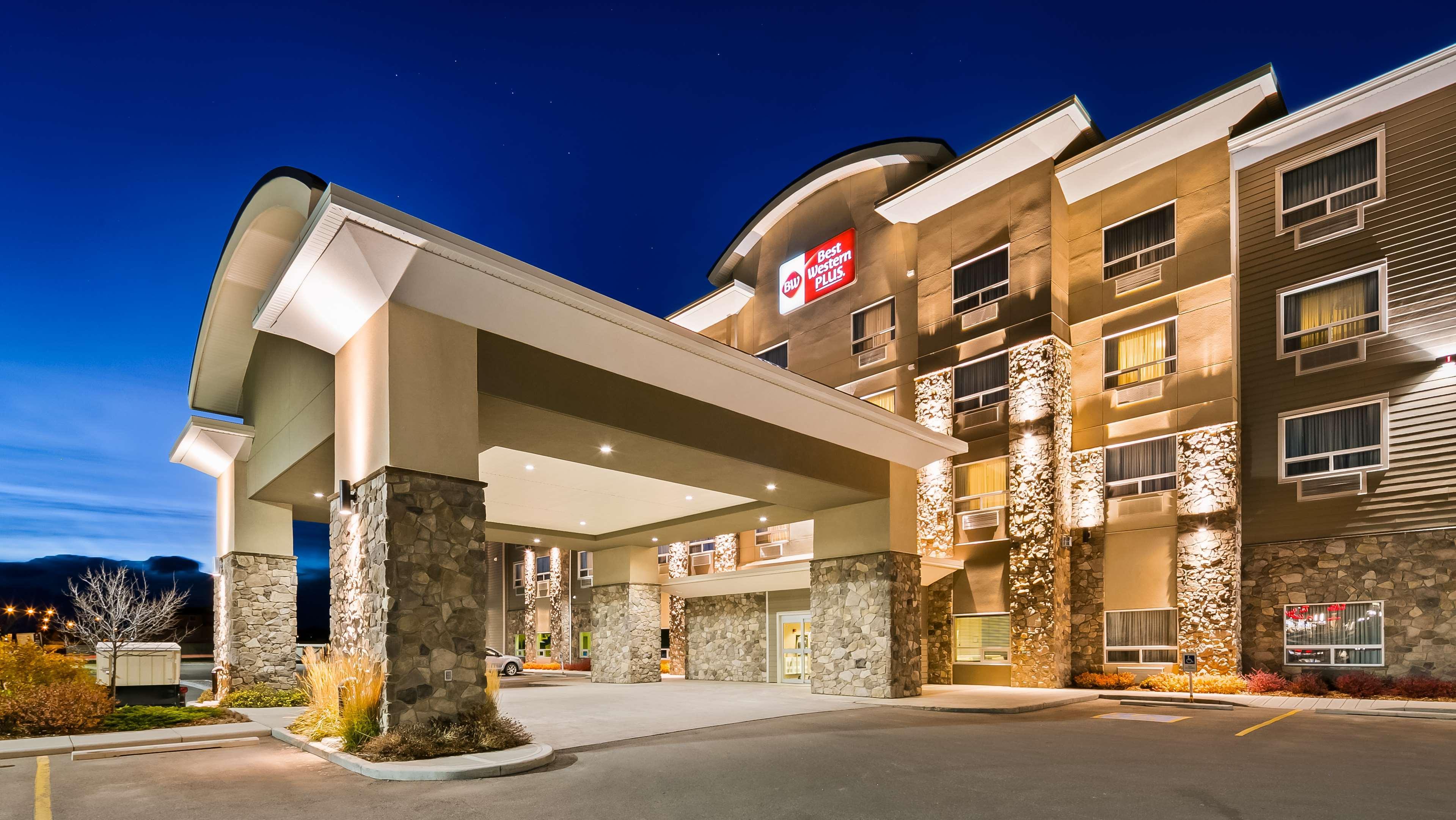 Best Western Plus Okotoks Inn & Suites Eksteriør bilde