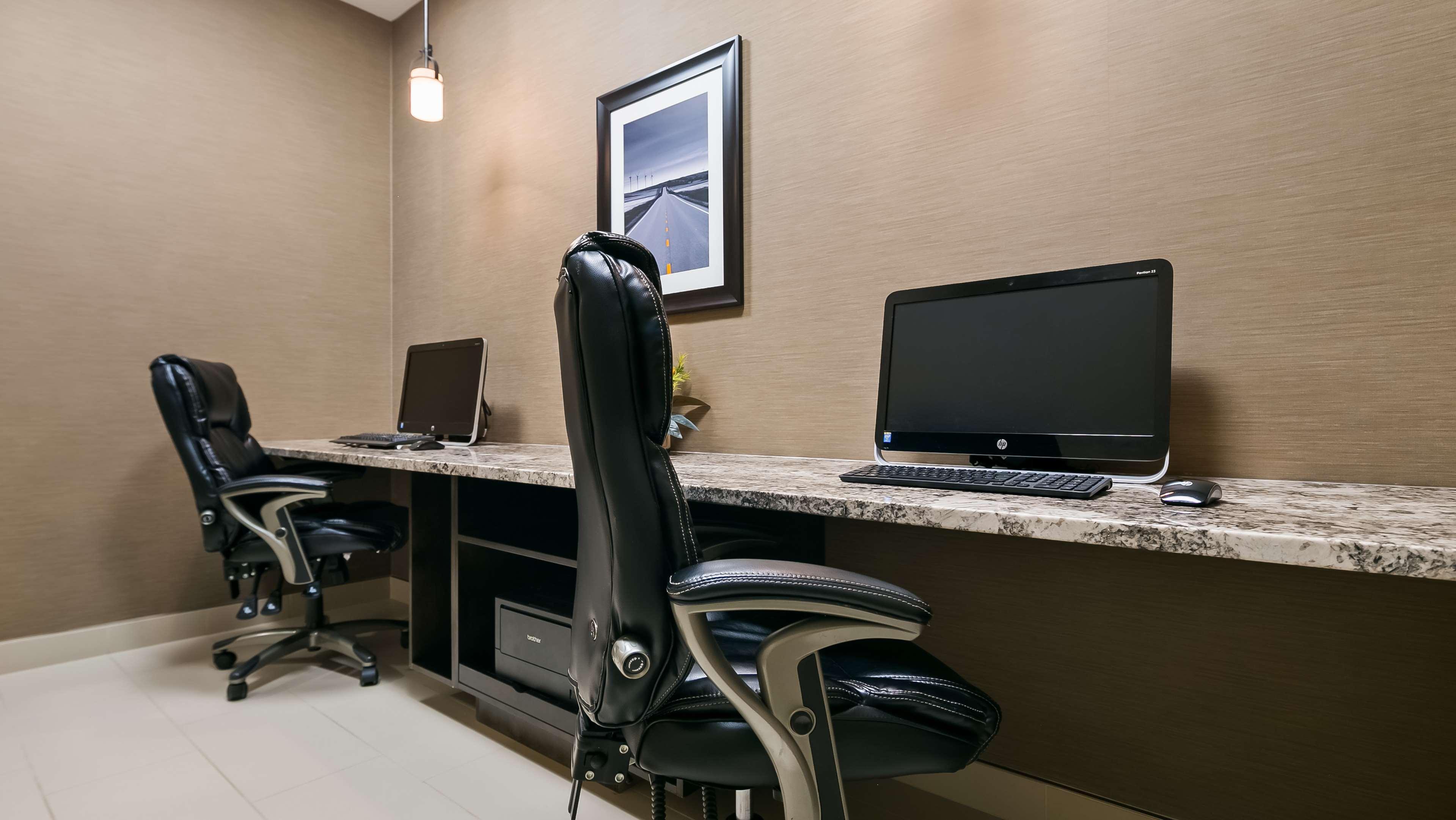 Best Western Plus Okotoks Inn & Suites Eksteriør bilde