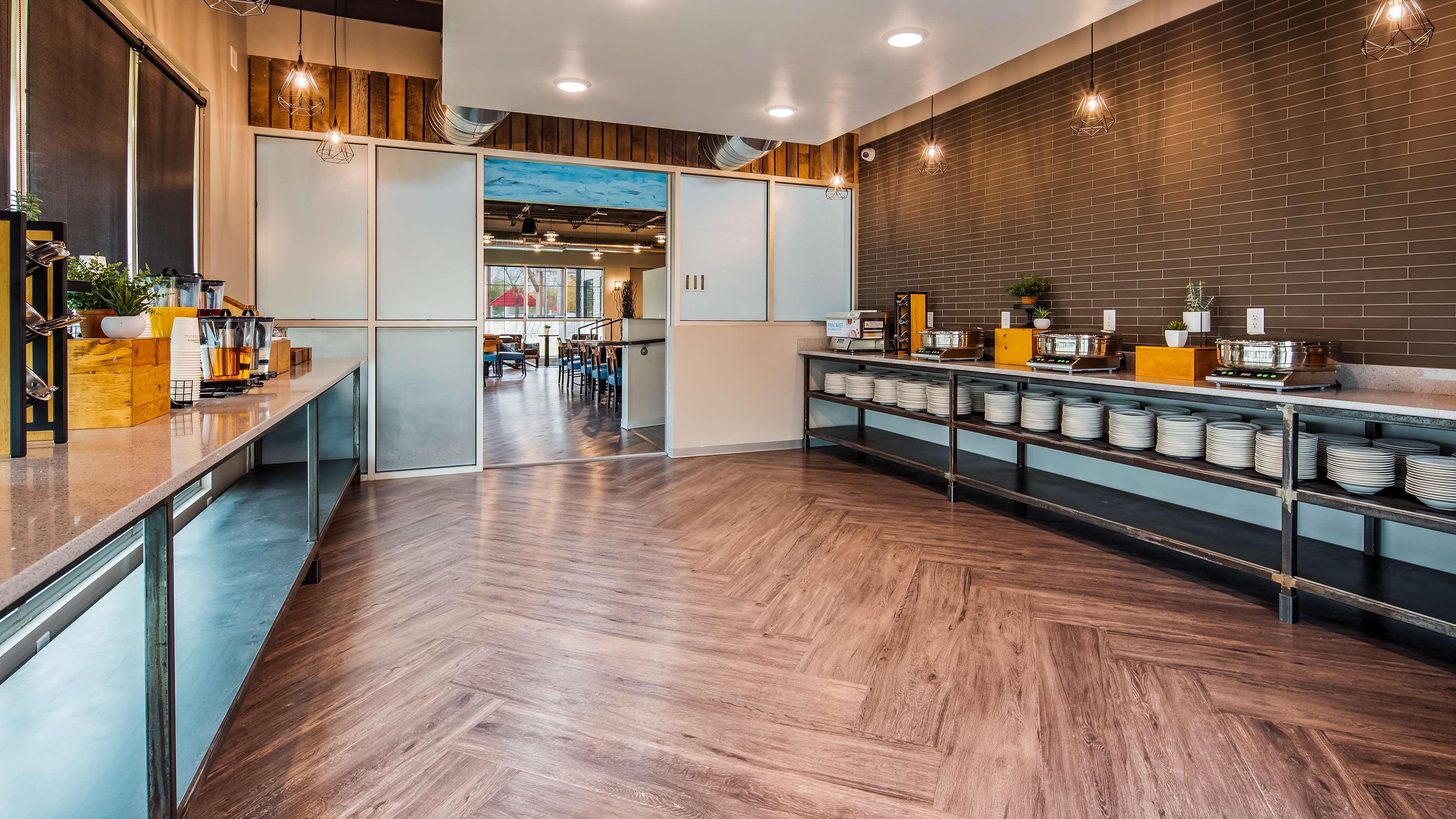 Best Western Plus Okotoks Inn & Suites Eksteriør bilde