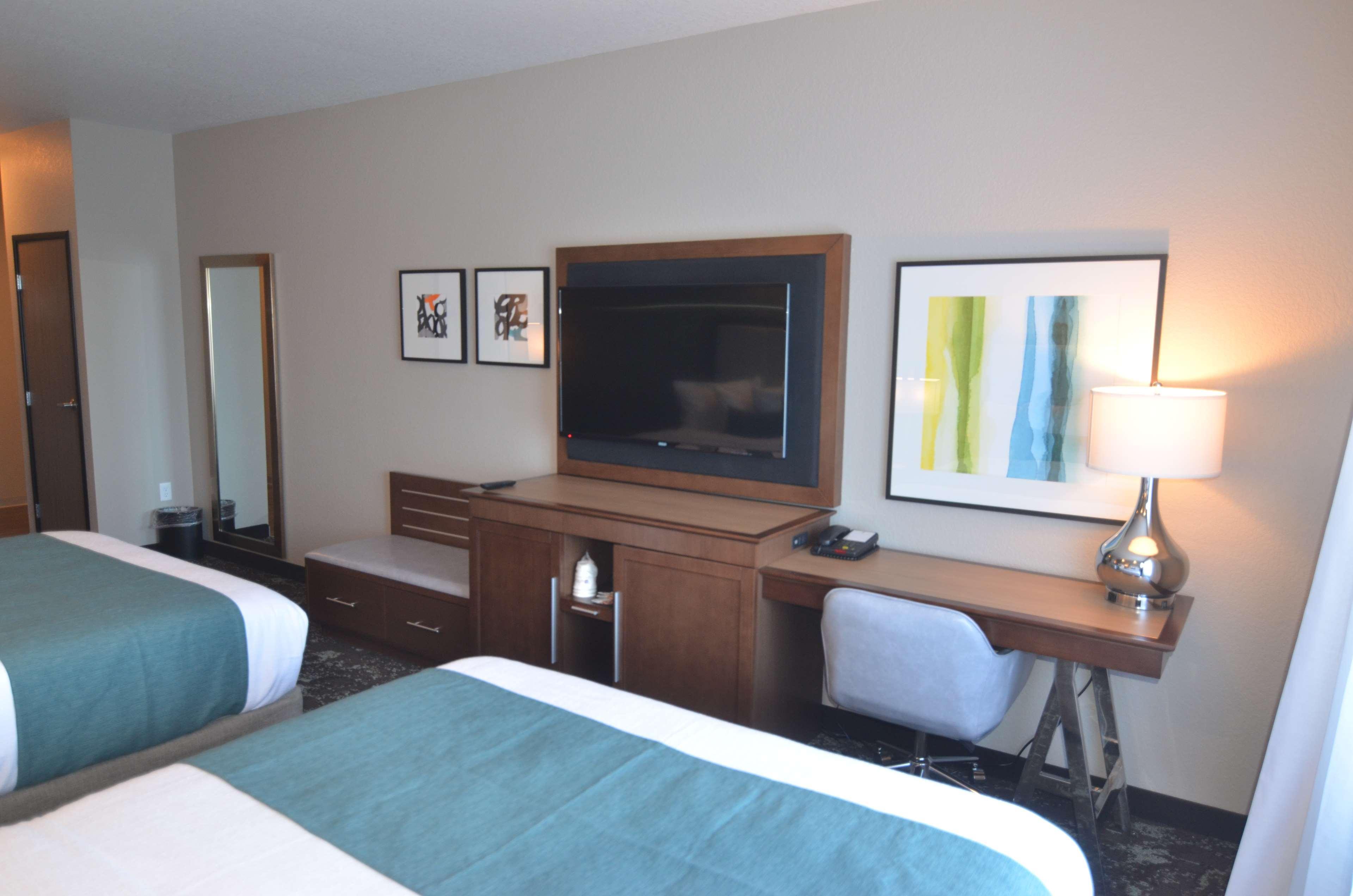 Best Western Plus Okotoks Inn & Suites Eksteriør bilde